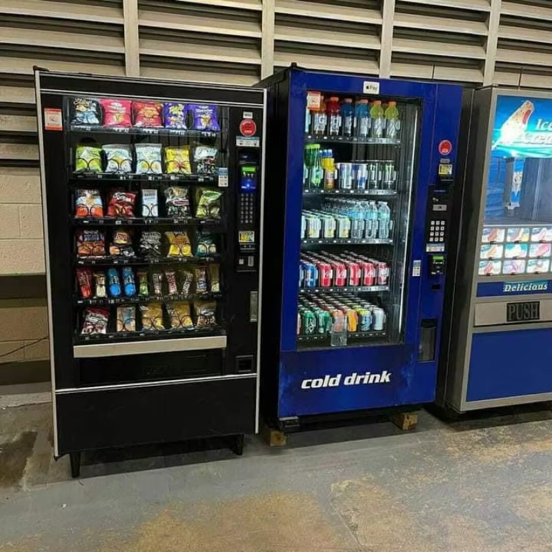 ตู้จำหน่ายสินค้าอัตโนมัติแบบกำ - Food Snacks Brands บทวิจารณ์และราคา